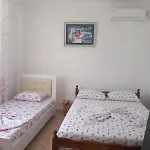 Nikas Vila Sarande